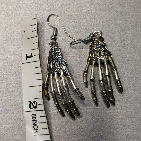 Y2K Skull & Bones Gothic Jewelry Set Silver Tone Earrings Bracelet Lot of 2 - Picture 10 of 11